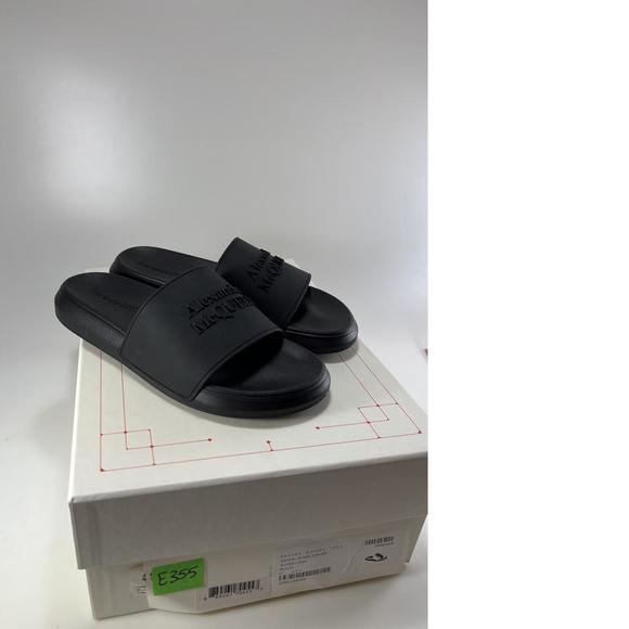 SOLD OUT DO NOT BUY! McQueen 37.5 E355 - Picture 2 of 12